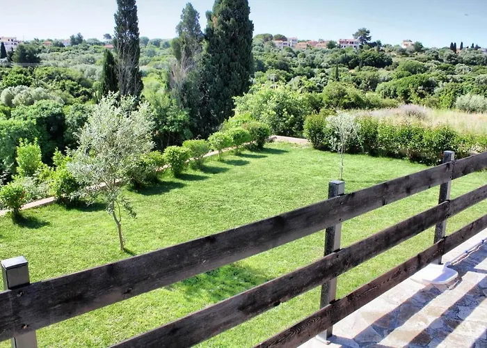 빌라 Kantrillies Fokata